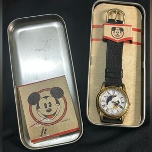 Disney Mickey Mouse watch x Seiko Alba Moon Phase Watch Authentic